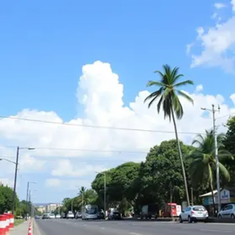 Prefeitura oferece 812 vagas de emprego nesta semana em Cuiabá