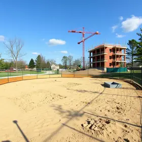 Nova quadra de areia do Parque da Família entra em fase final e será entregue em 15 dias